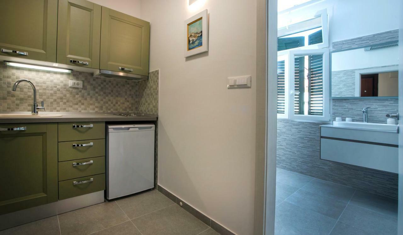 Green Place 2 Apartment สปลิท ภายนอก รูปภาพ