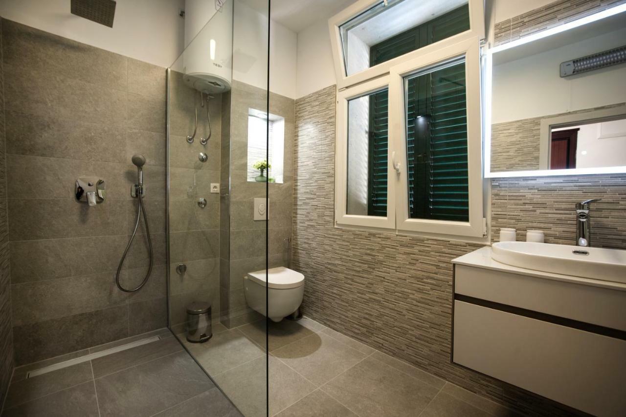 Green Place 2 Apartment สปลิท ภายนอก รูปภาพ